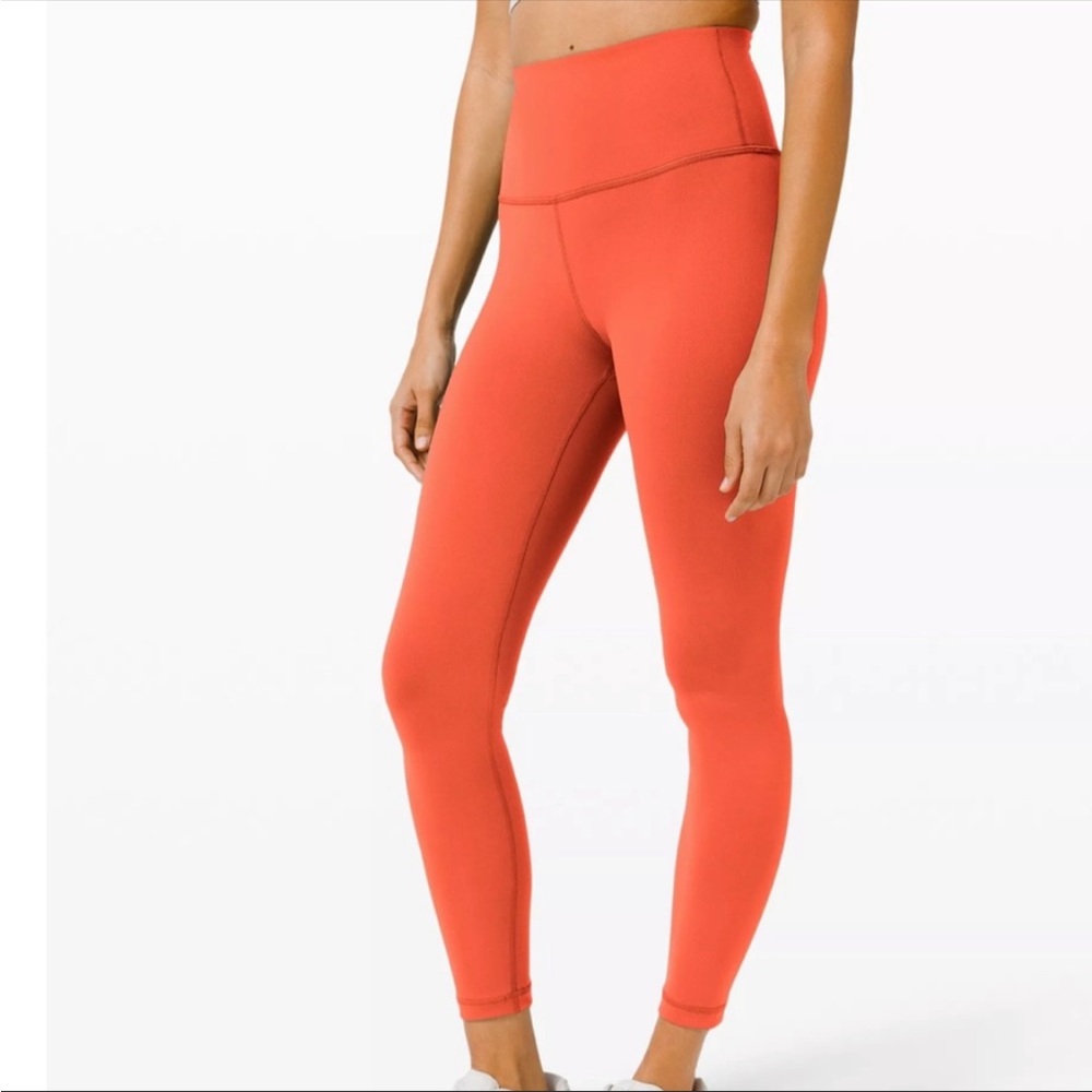 NWT!! Lululemon Wunder Under HR Tight 25”. Discontinued- not available online!